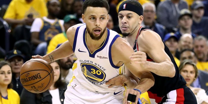 1600x900 Steph Curry on what it's like to play against his brother: 'It's