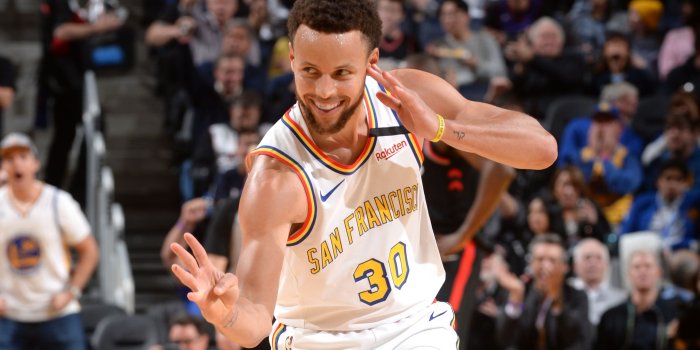 1920x1080 Stephen Curry electrifies crowd in return to Golden State | NBA.com