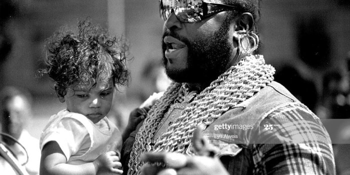 1024x768 6-1988; Mr T. in Denver holding Brien Ross of Thornton; News Photo