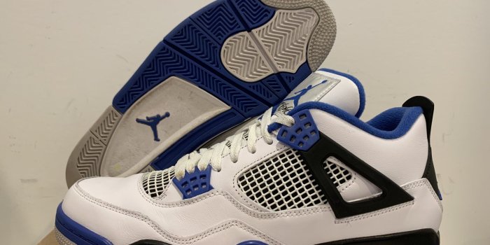 2048x1536 Size 10.5 Air Jordan 4 