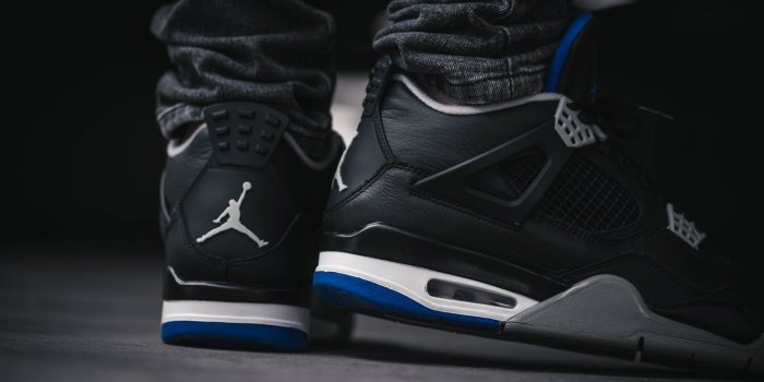2048x1366 Air Jordan 4 Alternate Motorsport (Game Royal) • KicksOnFire.com