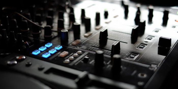 2048x1365 Black sound mixer, music, pioneer, DJ console, HD wallpaper
