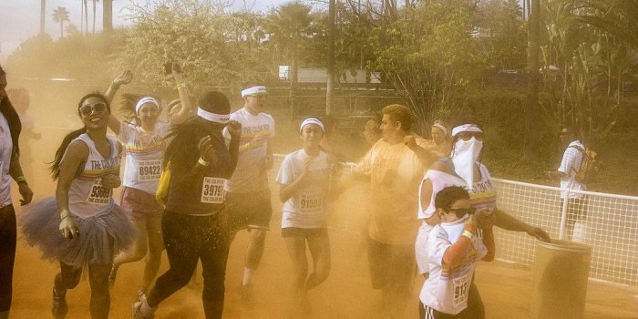1024x768 Orange Blasted... | The Color Run at Dodger Stadium, Los Ang…