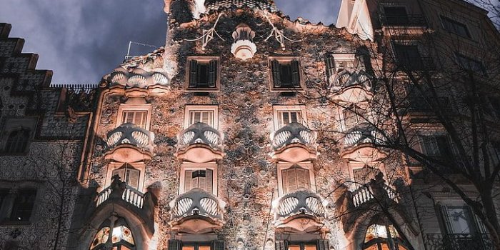 728x1092 HD wallpaper: facade, building, architecture, casa batllo
