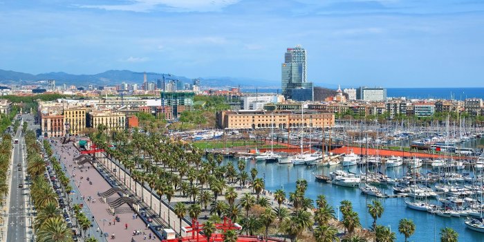 2560x1440 Spain Barcelona Desktop Wallpapers