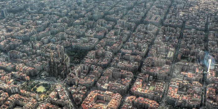2560x1920 Barcelona, City, Aerial view, Church, Building, Spain HD