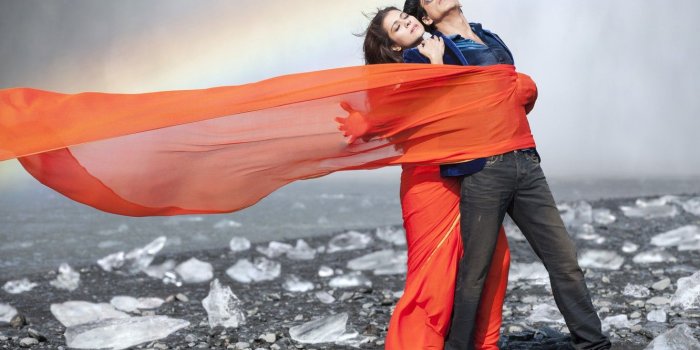 1332x850 Wallpaper romance, glasses, lollipops, bollywood, indian movie