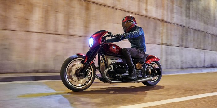 2560x1440 Concept R 18 /2 | BMW Motorrad