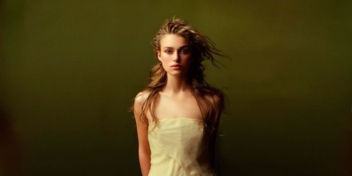 1920x1200 Nice and Nervous Girl | HD Models Wallpapers for Mobile and Desktop