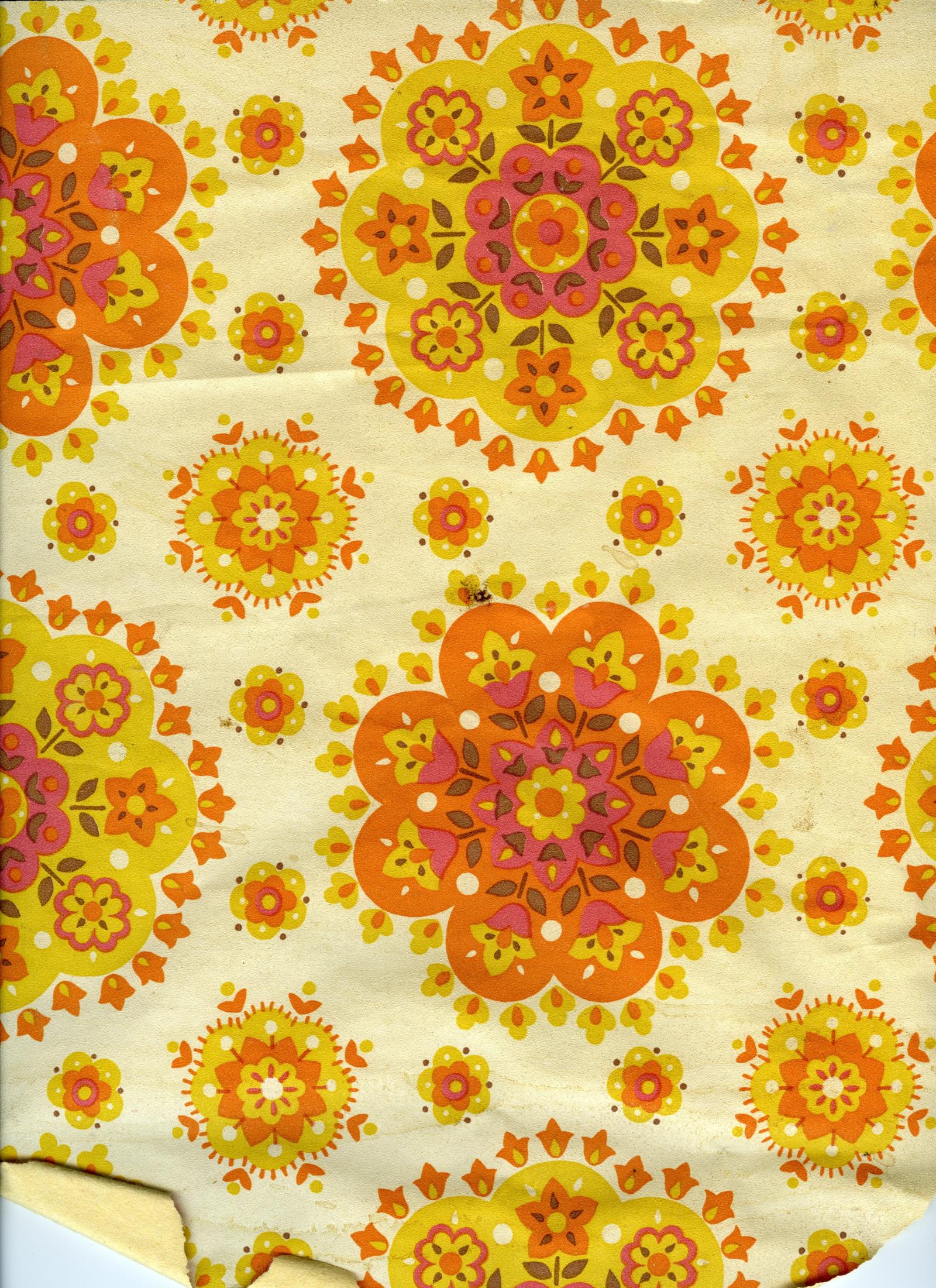 3060x4211 Textures and Surfaces: wallpaper-60s-70s-yellow-orange-floral