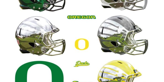 900x900 Oregon Ducks: Helmet Collection - X-Large Officially Licensed