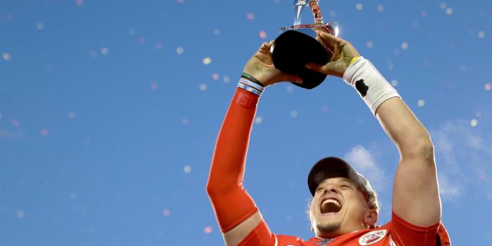 2560x1440 Patrick Mahomes is the first quarterback from a Texas university