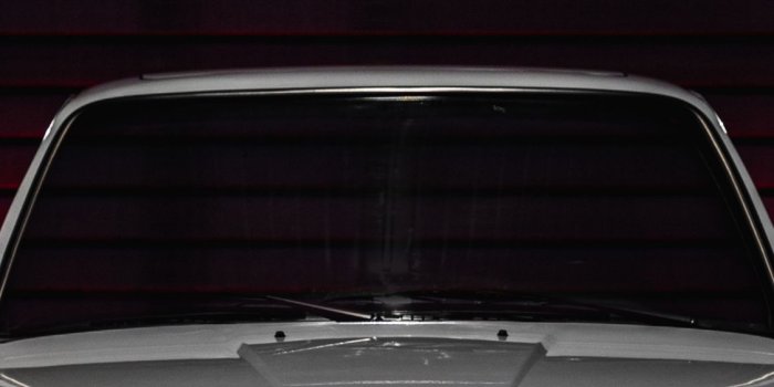 1125x2436 Download 1125x2436 wallpaper bmw e30, classic, car, front, iphone