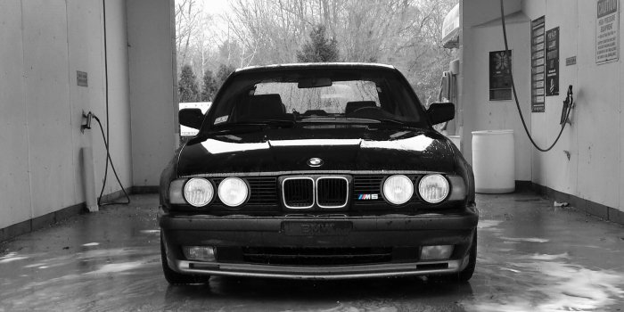1920x1080 Wallpaper Of A Classic BMW M5 | PaperPull