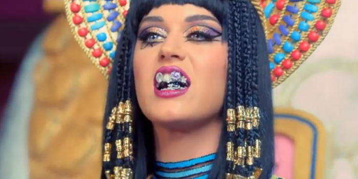 2231x1227 Katy Perry COPIED 'DARK HORSE' From Christian Artists