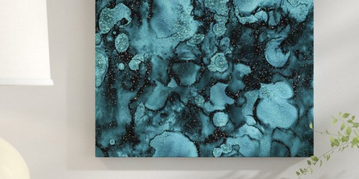 1000x1000 East Urban Home 'Shiny Blue Malachite Marble Agate with Glitter