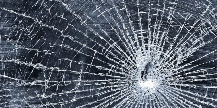 1600x1200 HD Cracked Screen Wallpaper HD Desktop Wallpapers Cool Free Images