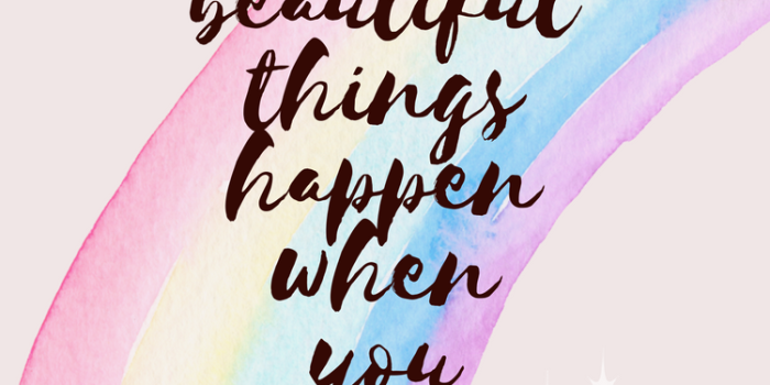 750x1334 Beautiful Things Happen When You Smile Iphone Wallpaper - You Are