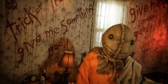 3000x2000 Halloween Horror Nights: Mazes ranked from a blood-curdling scream