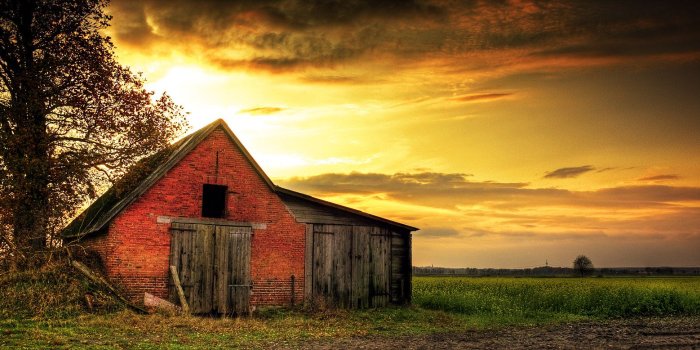 1600x778 Best 42+ Country Barn Wallpaper Desktop on HipWallpaper