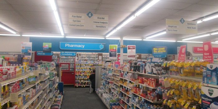 1024x768 CVS/pharmacy Interior | Random Retail