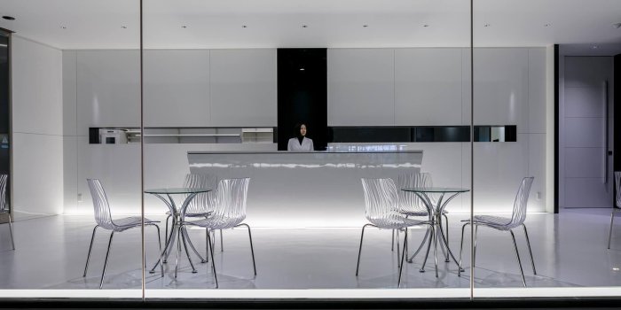 1920x1080 Want to break the barrier with the pharmacist? Serve customers at