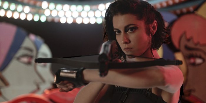 1200x800 Birds of Prey: Mary Elizabeth Winstead's Huntress has Batman