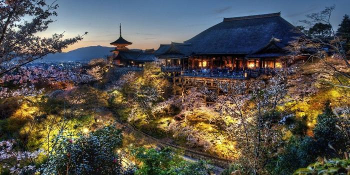 1332x850 Wallpaper forest, house, Japan, the evening, Sakura, Kyoto, house