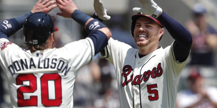 1024x768 Atlanta Braves First Baseman Freddie Freeman , Right, - Home Run