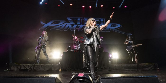 2048x1152 Photo Gallery: Steel Panther with Stitched Up Heart at Toronto's