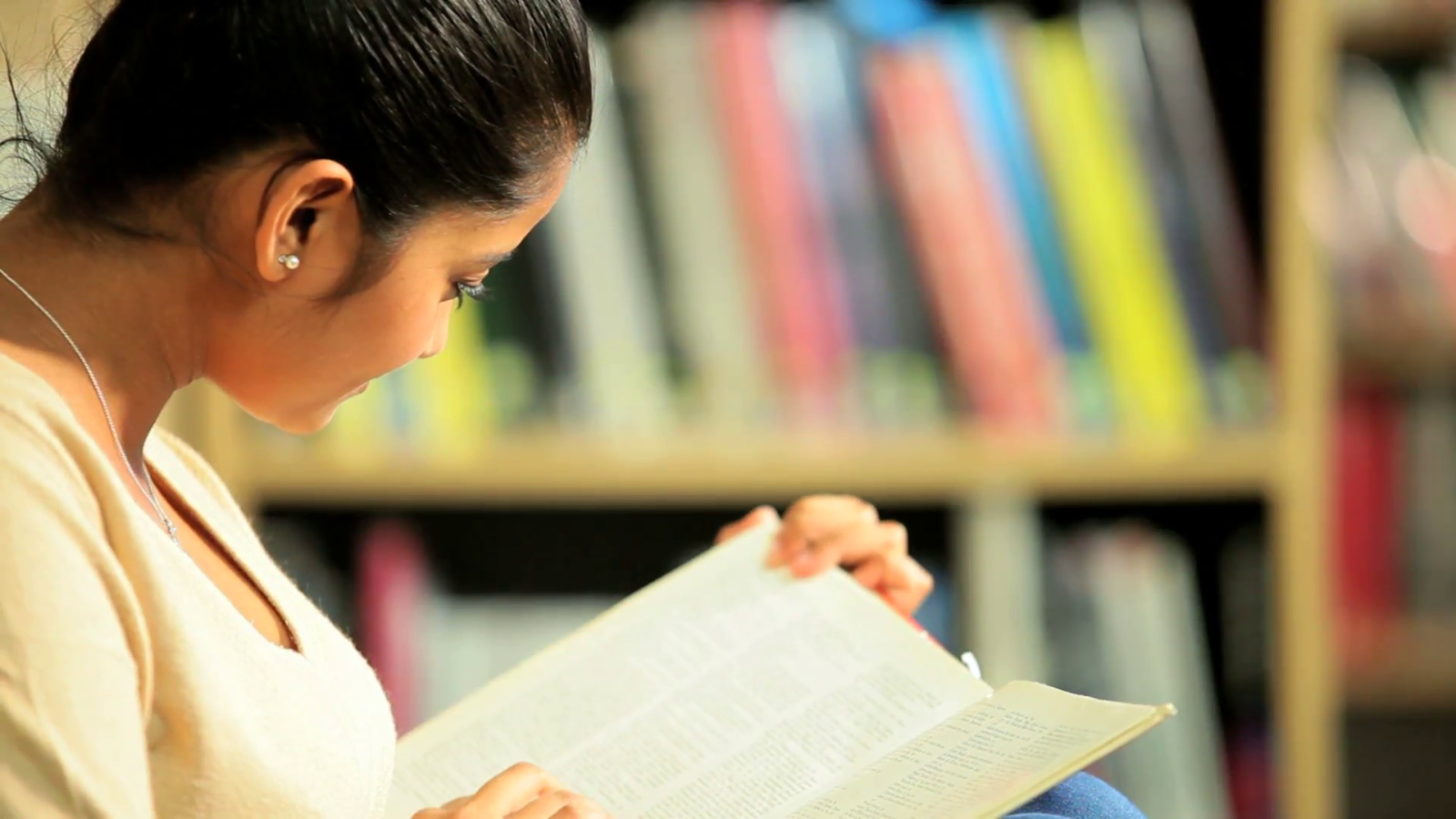 1920x1080 Indian Student Learning College Degree In Campus Stock - Indian