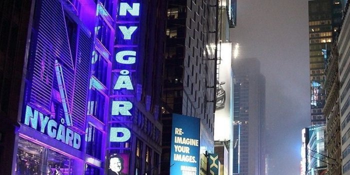 800x1200 Download wallpaper 800x1200 city, night, city lights, street