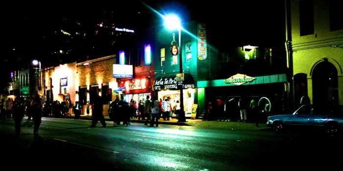 1680x1050 Town Wallpaper and Background Image | 1680x1050 | ID:410634