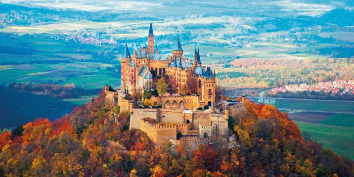 4992x3328 Hohenzollern Castle in the Fall 4k Ultra HD Wallpaper | Background