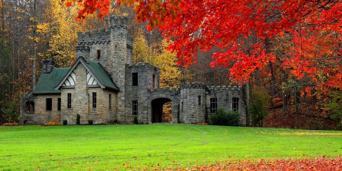 2048x1365 Castle in Autumn HD Wallpaper | Background Image | 2048x1365 | ID