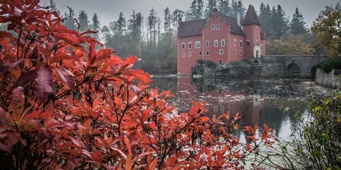 1280x853 Wallpaper Czech Republic Autumn Castles Pond Cities Shrubs