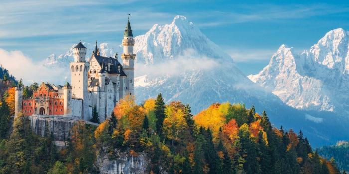 2560x1440 Wallpaper Germany, Bayern, Neuschwanstein Castle, trees, mountains