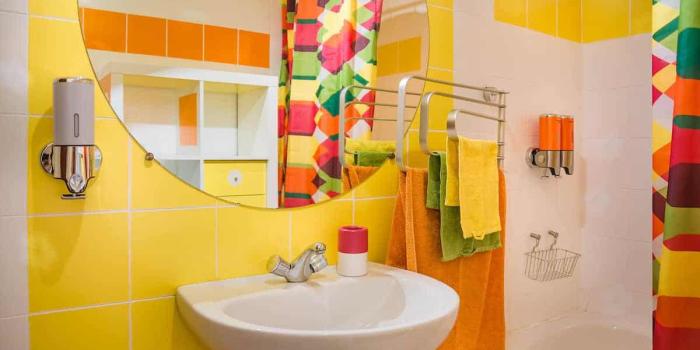 1200x800 5 Ways to Bring 70s Decor into Your Apartment - Rent Blog