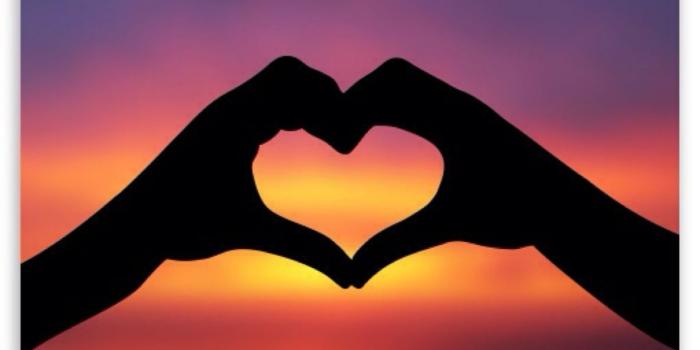 1187x768 heart in sunset | Love backgrounds, Heart wallpaper hd, Heart pictures