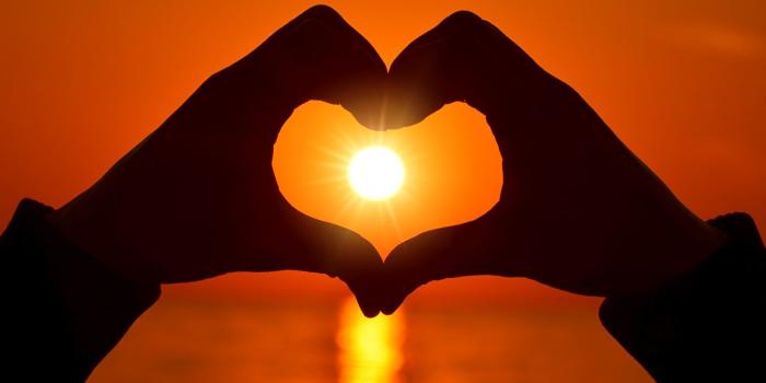 1280x897 Wallpaper Heart Sun Love Sunrises and sunsets Hands Fingers