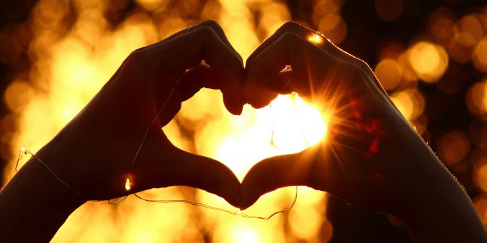 1920x1200 Fabuloussavers Wallpaper, Heart Hands, Love, Romantic, Silhouette