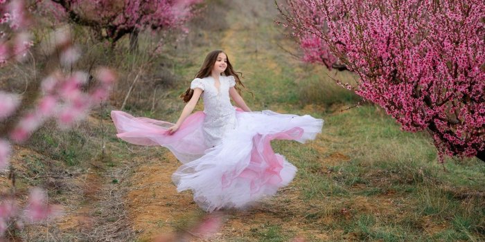 1332x850 Wallpaper trees, spring, Sakura, dress, girl, girl, flowering