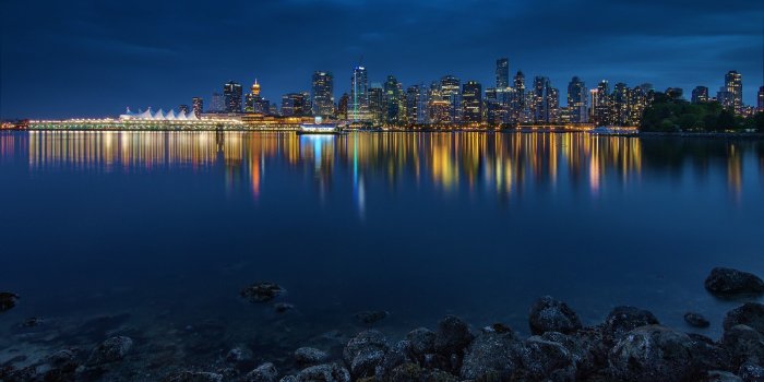 2560x1440 Wallpaper Vancouver, Cityscape, Night, City lights, Reflections