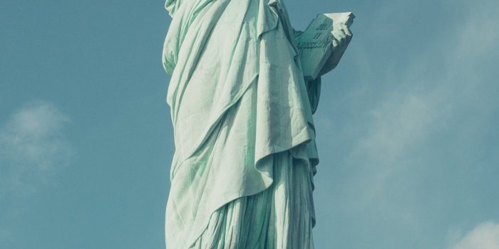 1440x2560 Statue of Liberty Wallpaper - iPhone, Android & Desktop