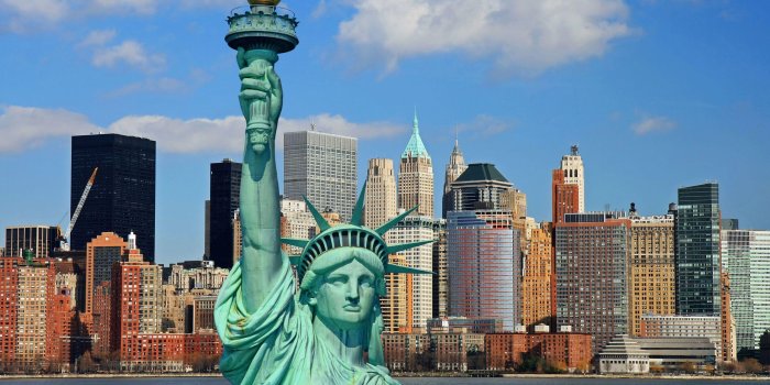 2560x1600 Statue Of Liberty Wallpapers
