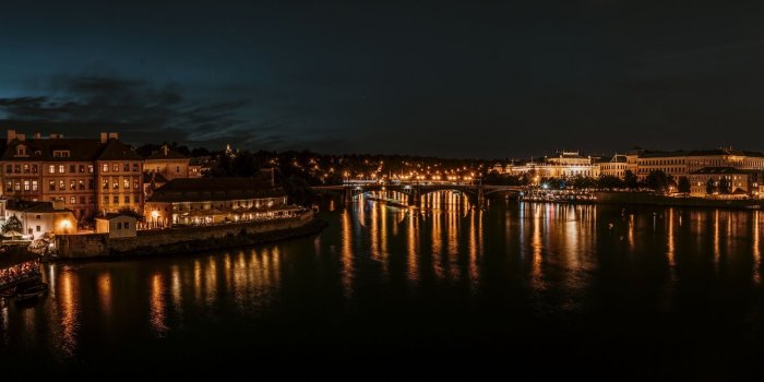 2560x1077 HD Prague by Night Wallpaper · #8155 · Wallpapers.io