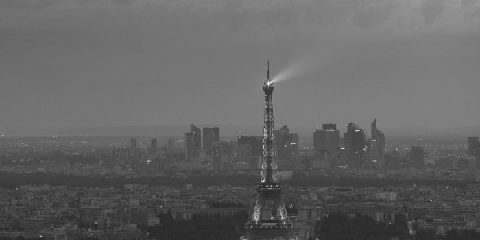 1520x2280 40 Stunning Black and White iPhone Wallpaper Backgrounds For Free |