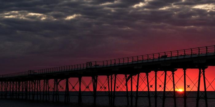 1600x1200 Summer Season: Google Doodle Marks Start of Hottest Season in