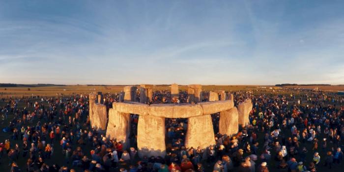 1600x900 Experience the Stonehenge summer solstice (VR) - CNN