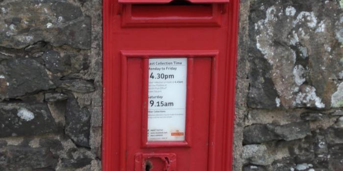 970x1293 red V and R Post Office free image | Peakpx